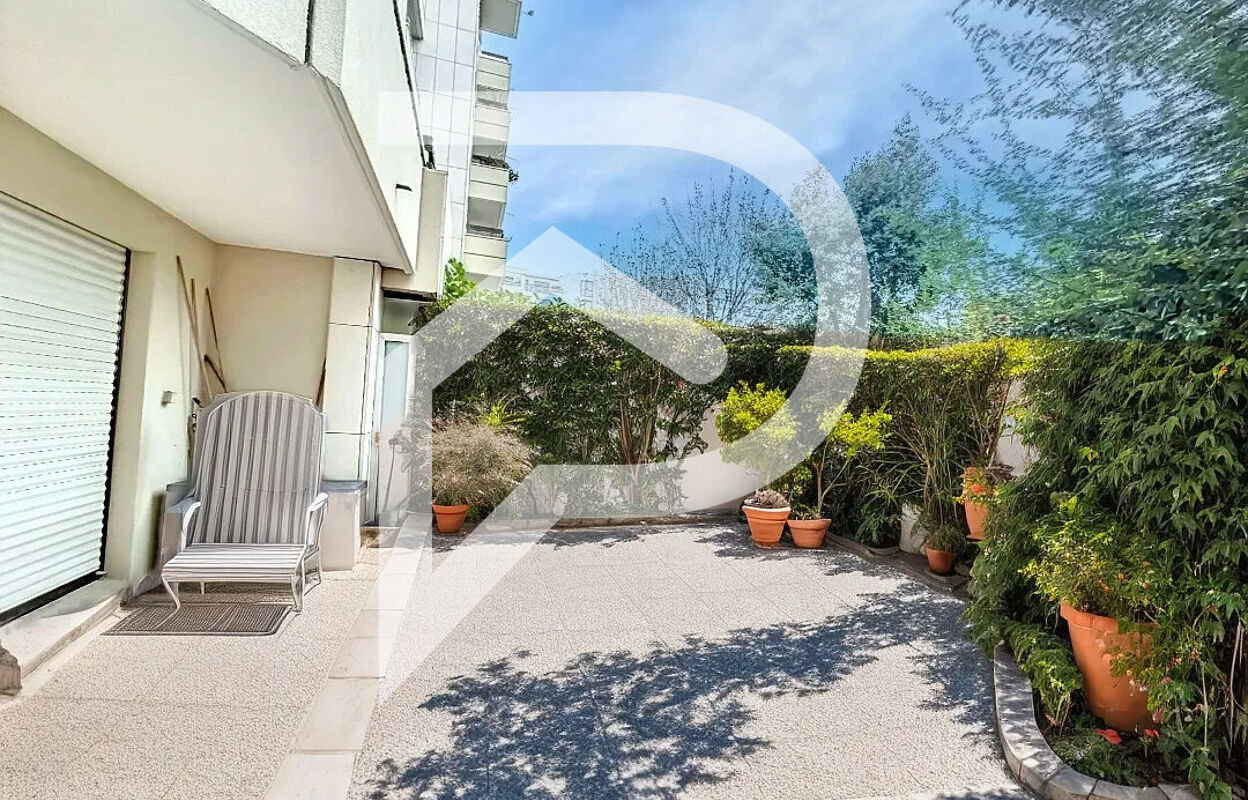 appartement 5 pièces 108 m2 à vendre à Suresnes (92150)