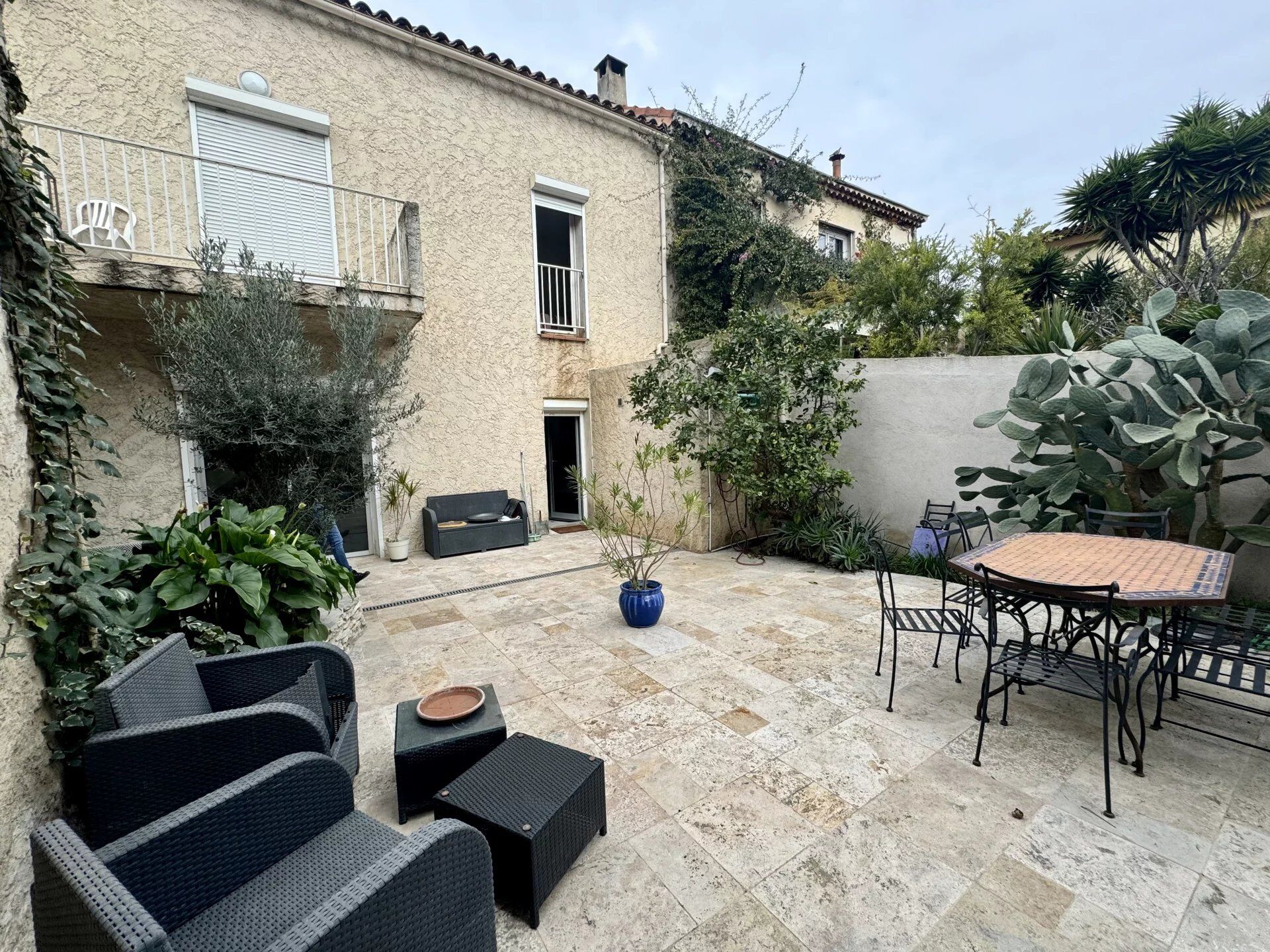 Villa / Maison 6 pièces  à vendre Marseille 9eme 13009