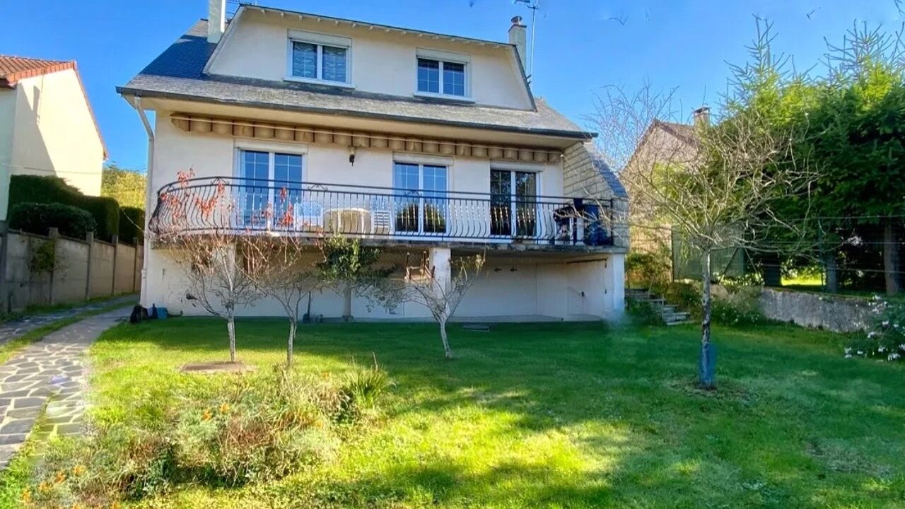 maison 7 pièces 163 m2 à vendre à Varennes-Jarcy (91480)