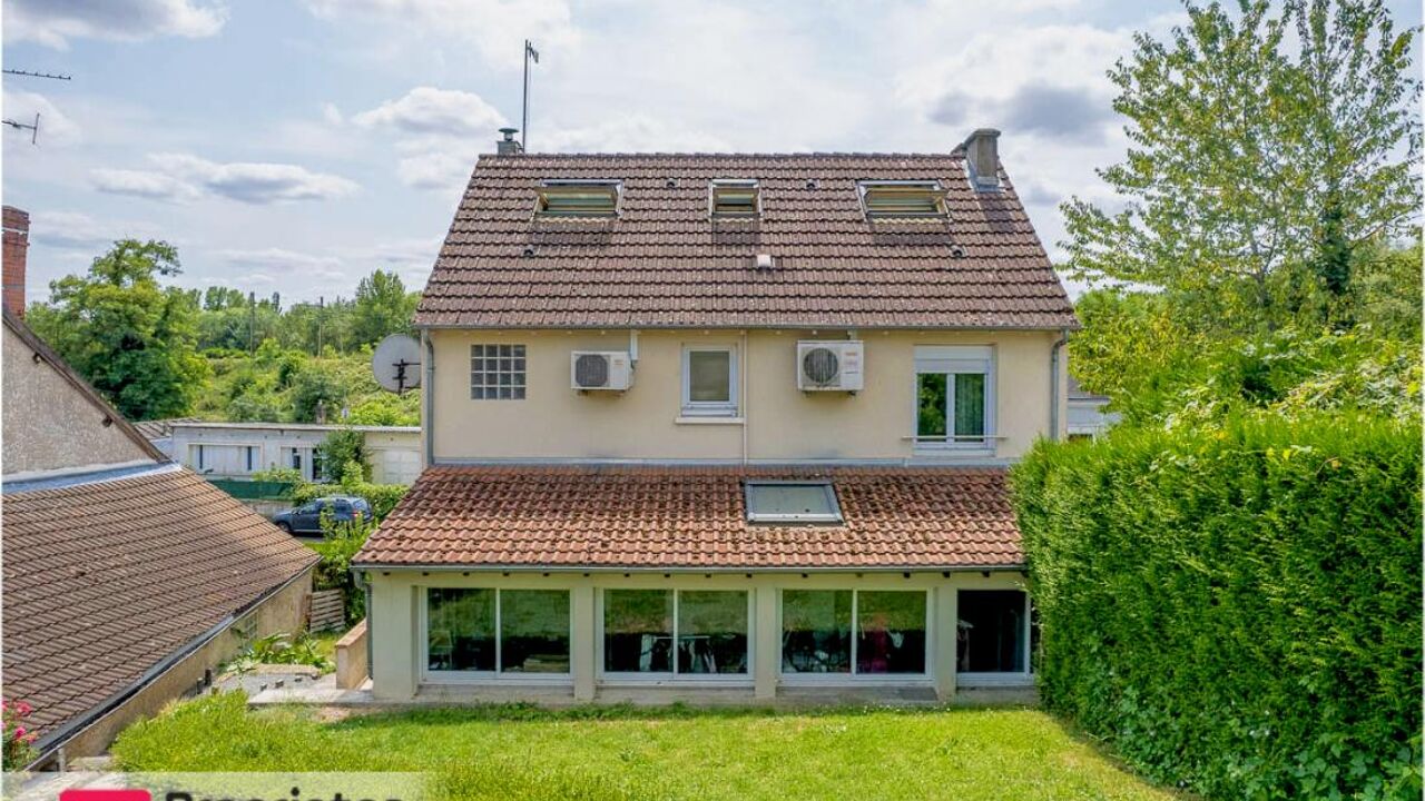 maison 7 pièces 143 m2 à vendre à Vierzon (18100)