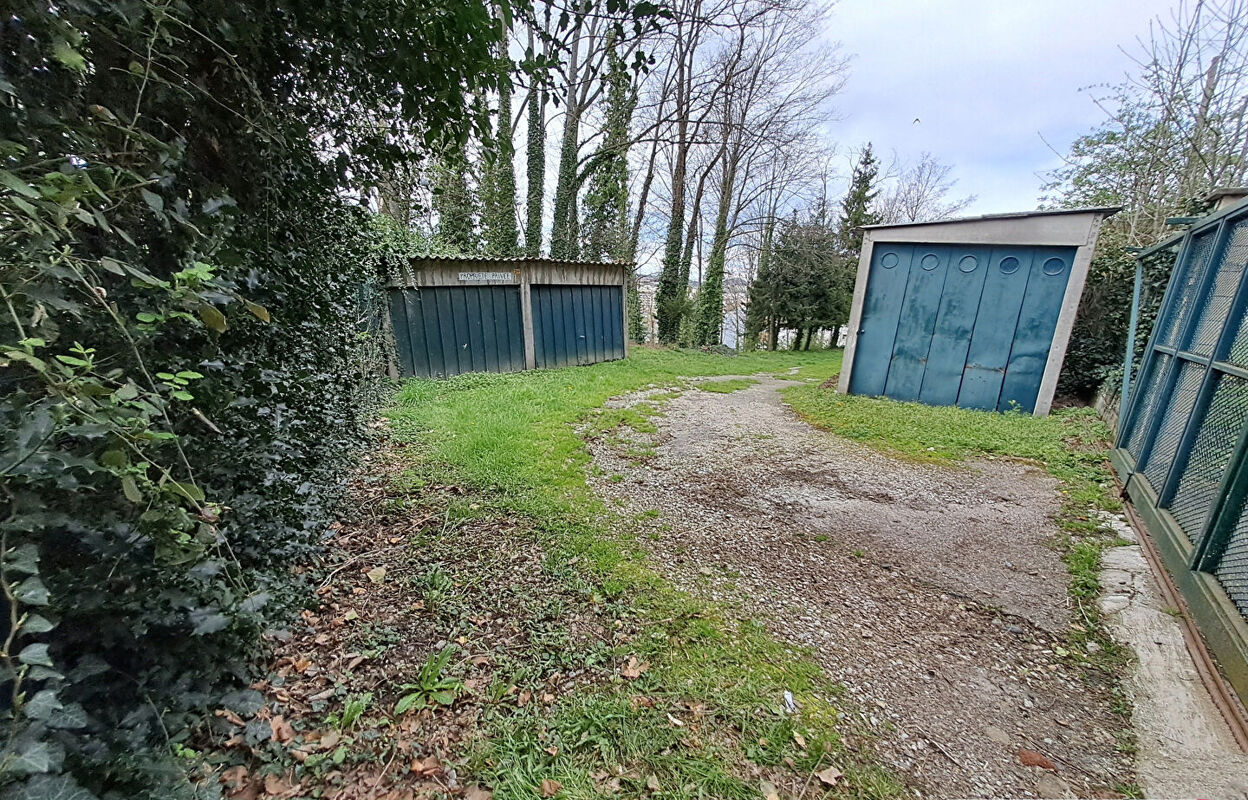 terrain  pièces 4500 m2 à vendre à Saint-Étienne (42100)