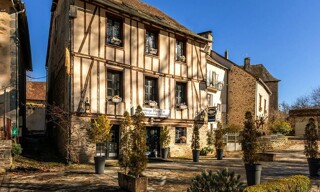 Maison 11 Pièces 255 m² à vendre à Ségur-le-Château (19230)