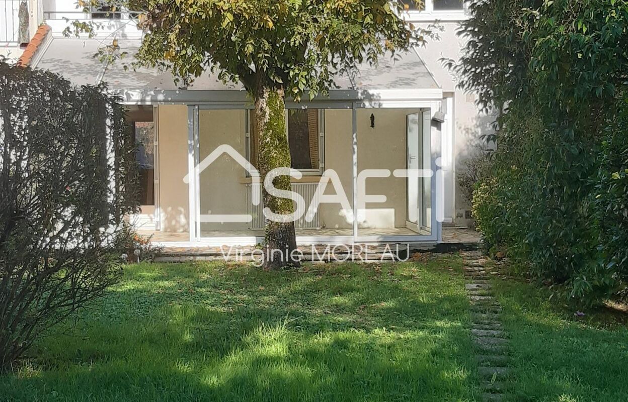 maison 4 pièces 104 m2 à vendre à Niort (79000)