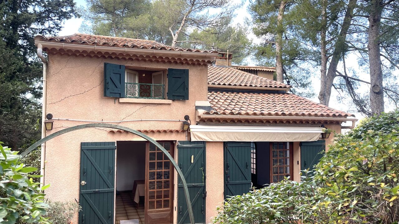 maison 8 pièces 215 m2 à vendre à Aubagne (13400)