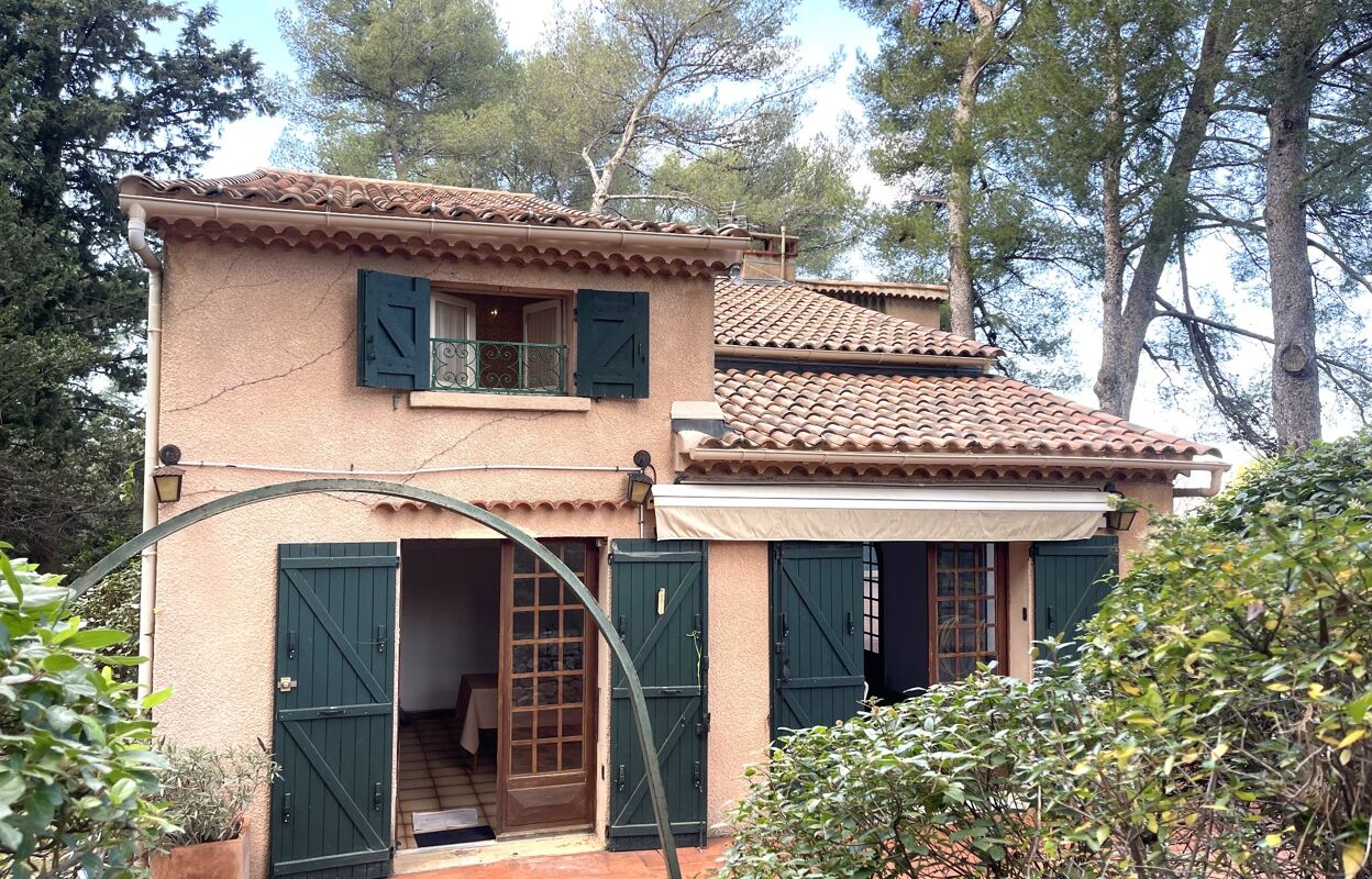 maison 8 pièces 215 m2 à vendre à Aubagne (13400)