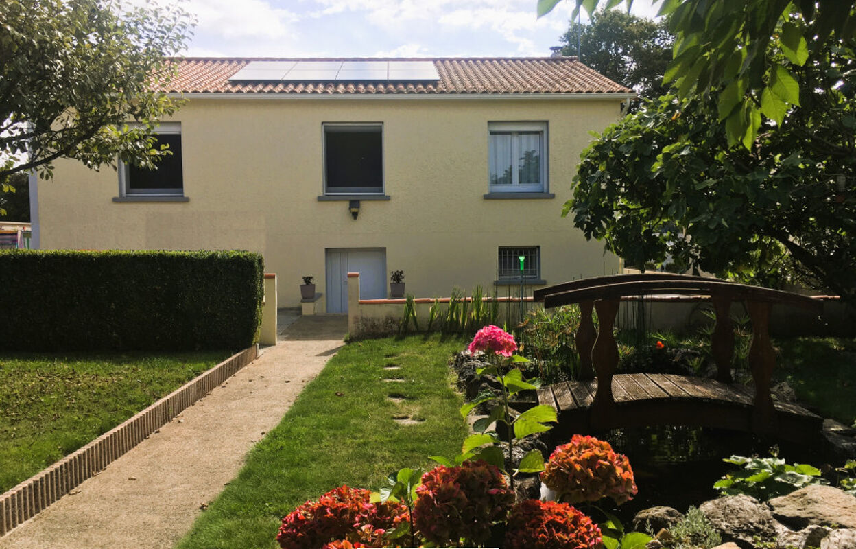 maison 5 pièces 96 m2 à vendre à Pouzauges (85700)