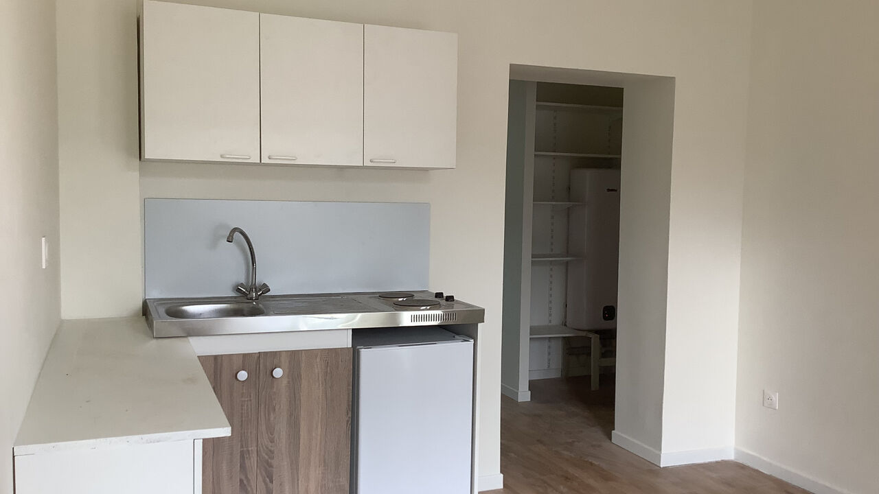 appartement 2 pièces 28 m2 à louer à Lille (59000)