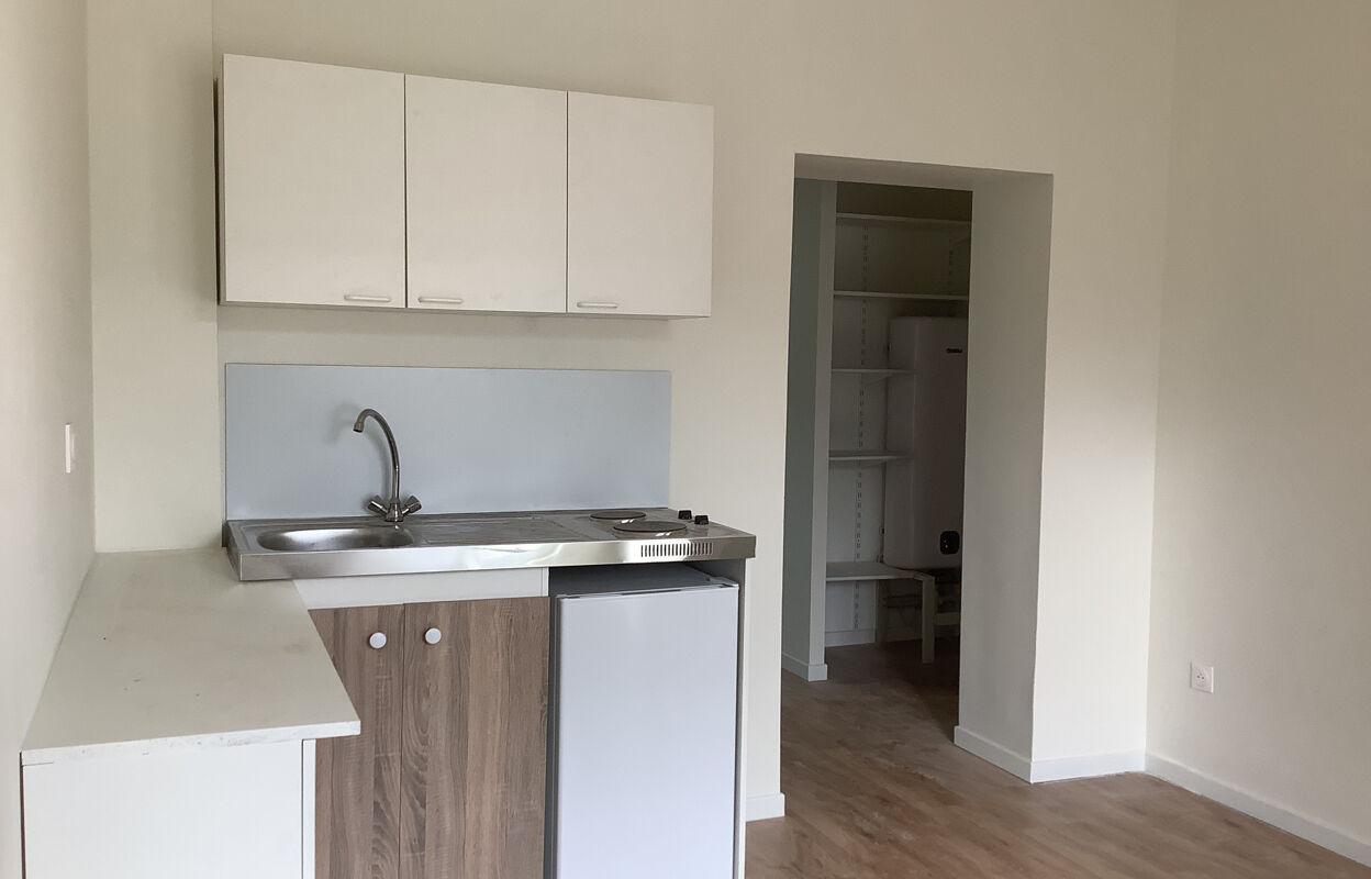 appartement 2 pièces 28 m2 à louer à Lille (59000)