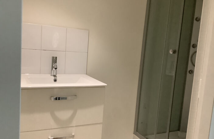 Superbe appartement T2 sur LILLE - FIVES — photo 3