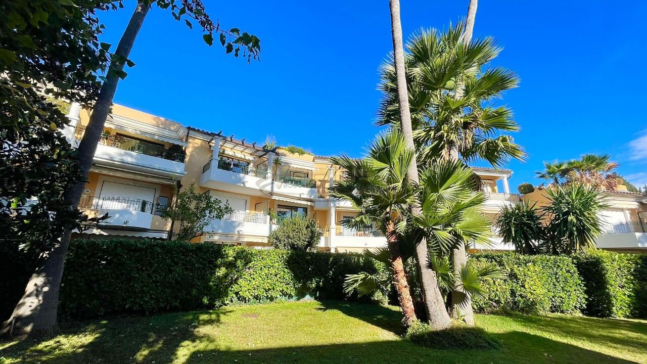 appartement 2 pièces 51 m2 à vendre à Saint-Jean-Cap-Ferrat (06230)