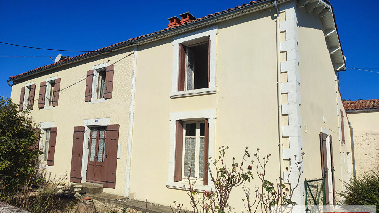 maison 5 pièces 170 m2 à vendre à Forges (17290)