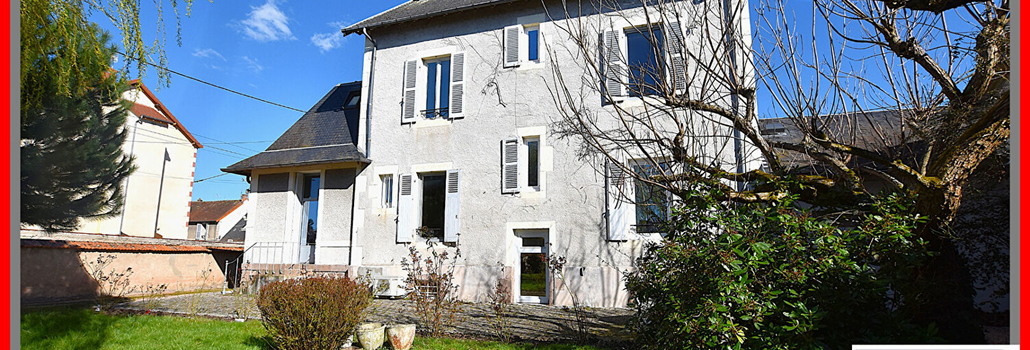 Maison 11 Pièces 220 m² à vendre à Lapalisse (03120)