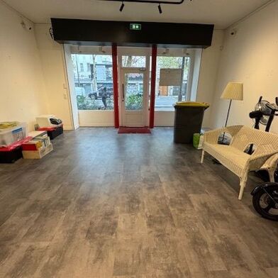 Commerce 2 pièces 5200 €