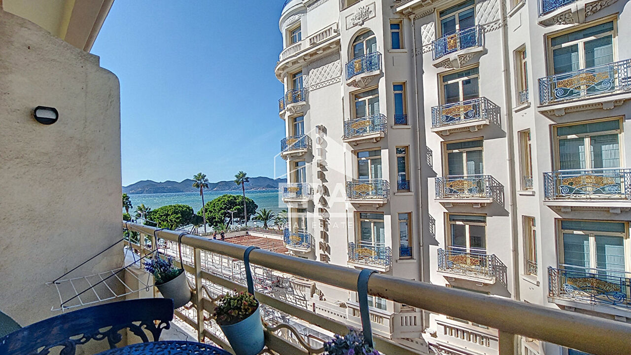 appartement 2 pièces 49 m2 à vendre à Cannes (06400)