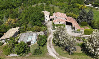 Maison 16 Pièces 257 m² à vendre à Grane (26400)