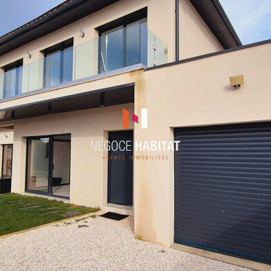 Maison 5 pièces 140 m²