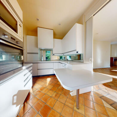 Appartement 6 pièces 575000 €