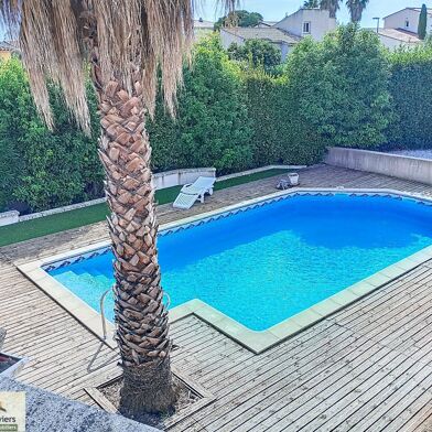 Maison 6 pièces 599000 €