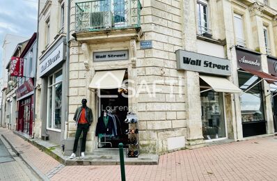 vente commerce 159 000 € à proximité de Vairé (85150)