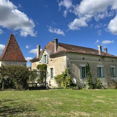 Maison 10 pièces 498750 €