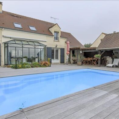 Maison 7 pièces 143 m²