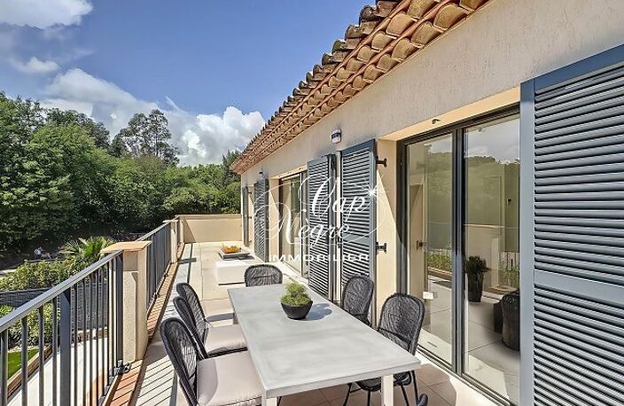 BEAUVALLON - APPARTEMENT T4 107m² AVEC TERRASSE VUE MER À 100M D — photo 3