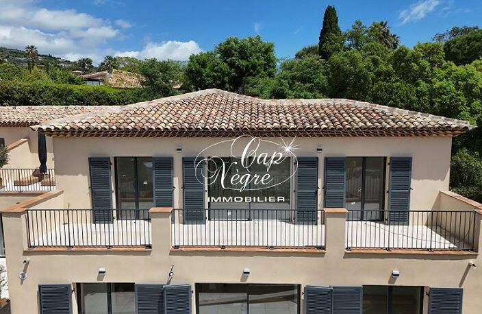 BEAUVALLON - APPARTEMENT T4 107m² AVEC TERRASSE VUE MER À 100M D — photo 5