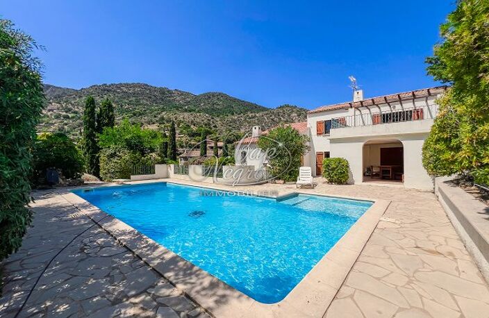 maison sur 2 niveaux, garage, jardin, piscine — photo 3