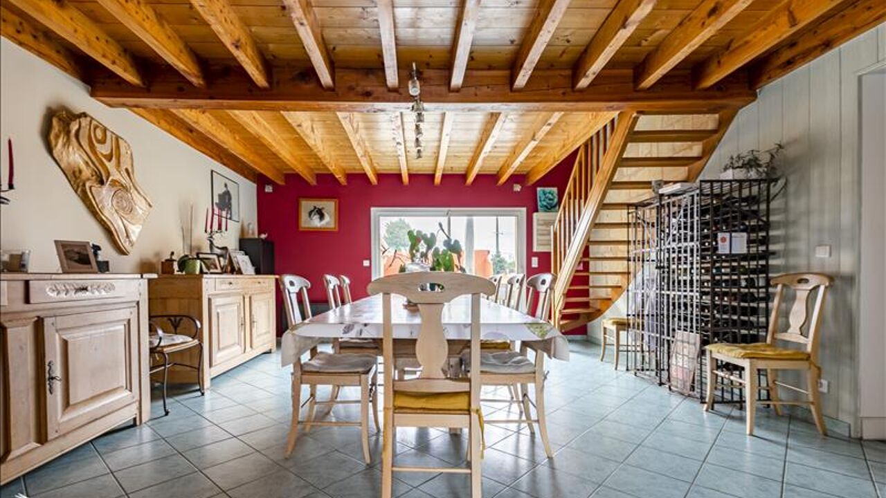 maison 8 pièces 173 m2 à vendre à Civrac-sur-Dordogne (33350)