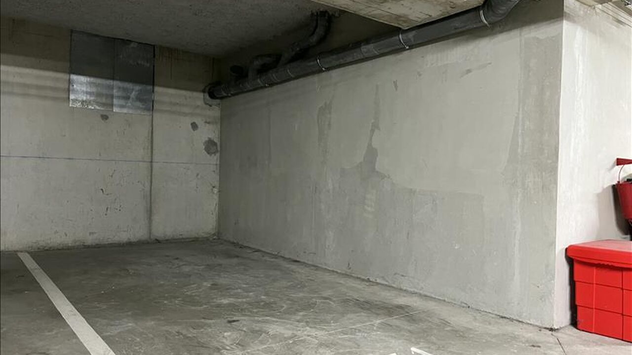 garage  pièces  m2 à vendre à Blagnac (31700)