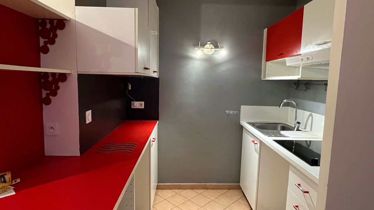 appartement 3 pièces 56 m2 à louer à Lambesc (13410)