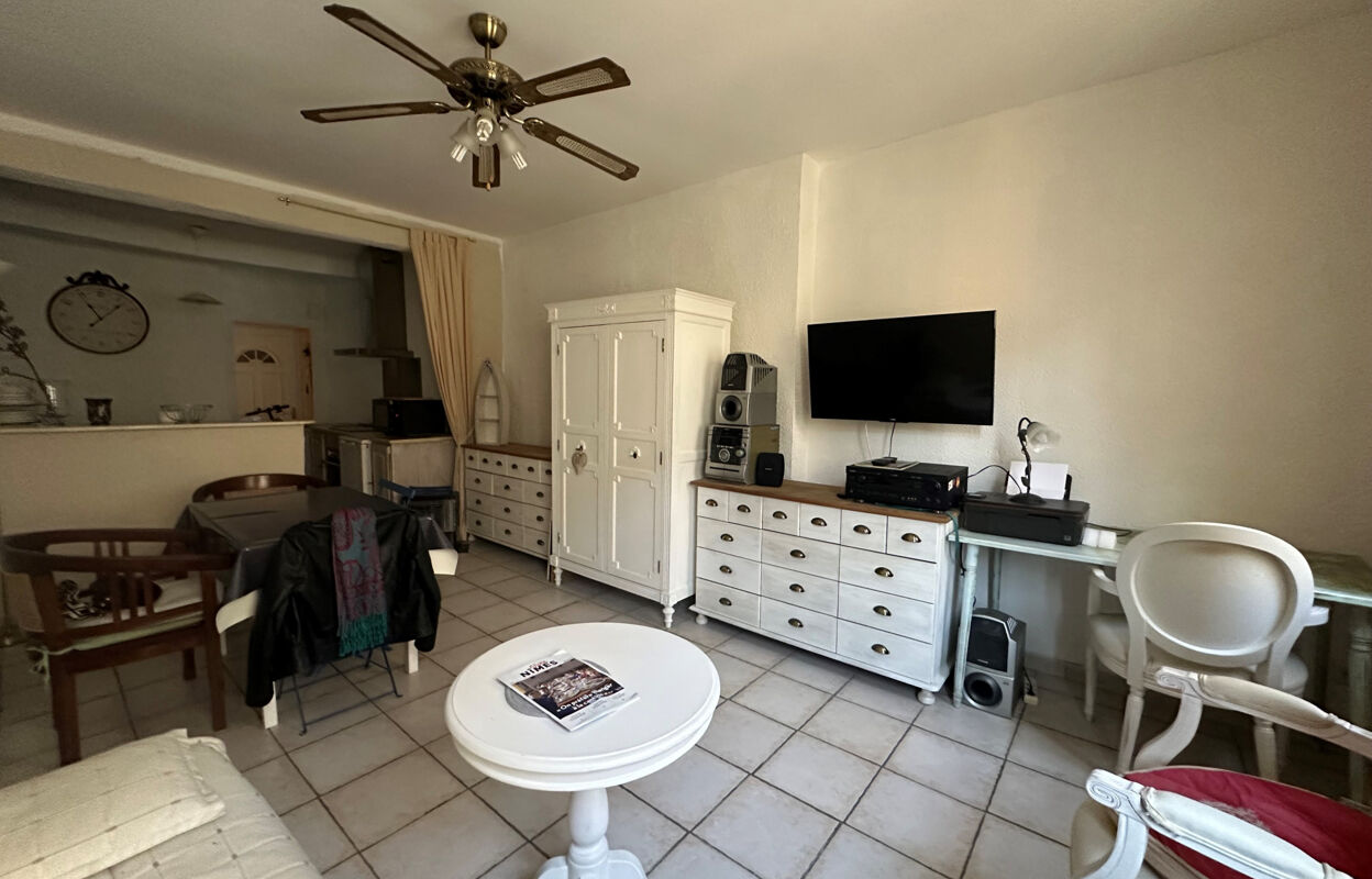 appartement 2 pièces 47 m2 à vendre à Nîmes (30000)