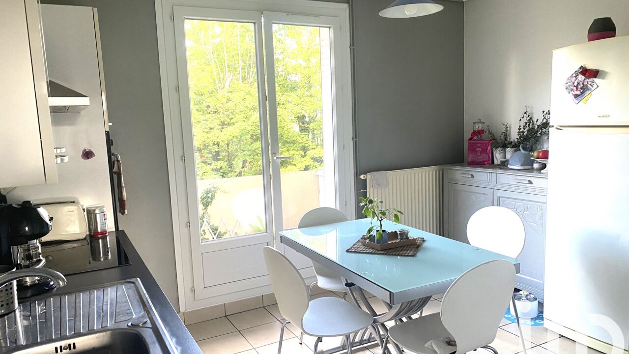 appartement 3 pièces 64 m2 à vendre à Grenoble (38100)