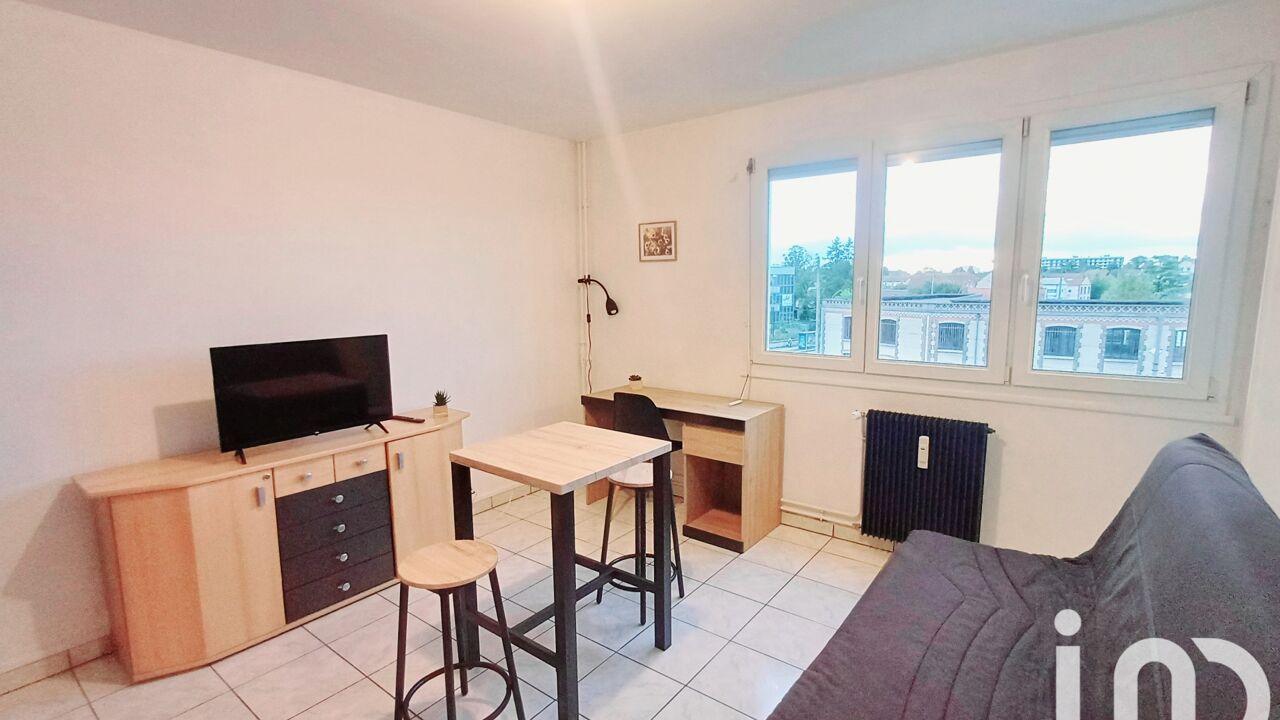 appartement 1 pièces 25 m2 à vendre à Saint-Julien-les-Villas (10800)