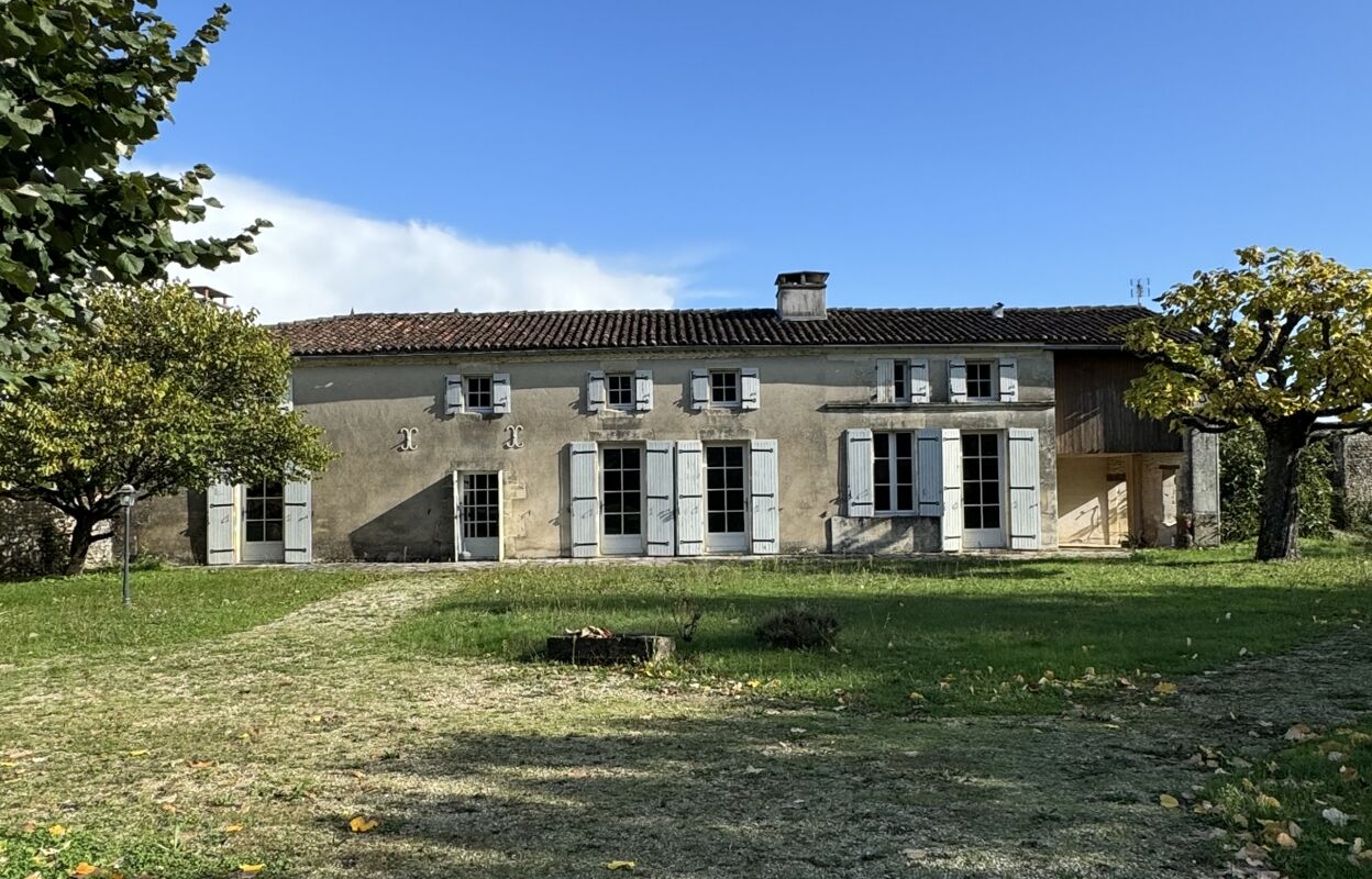 maison 9 pièces 242 m2 à vendre à Authon-Ébéon (17770)