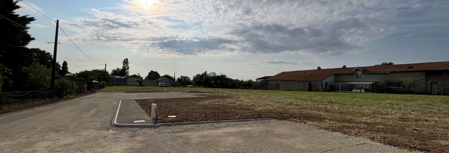 Terrain  872 m² à vendre à Mansle-les-Fontaines (16230)