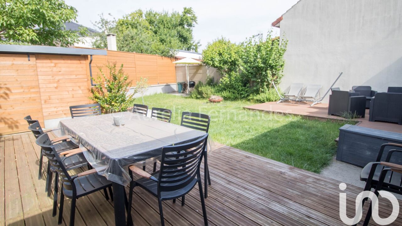 maison 5 pièces 130 m2 à vendre à Ormesson-sur-Marne (94490)