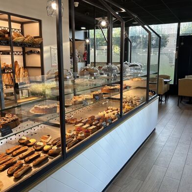 Commerce  430000 €