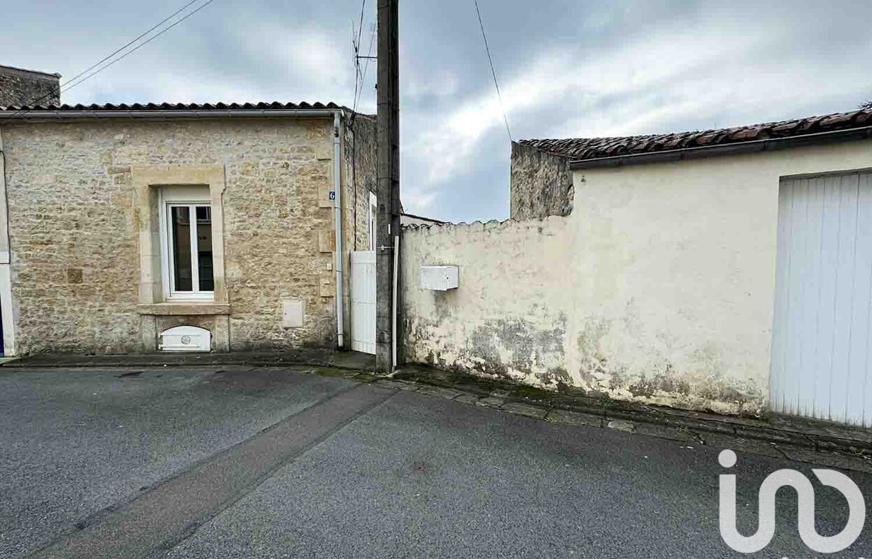 maison 3 pièces 48 m2 à vendre à Fontenay-le-Comte (85200)