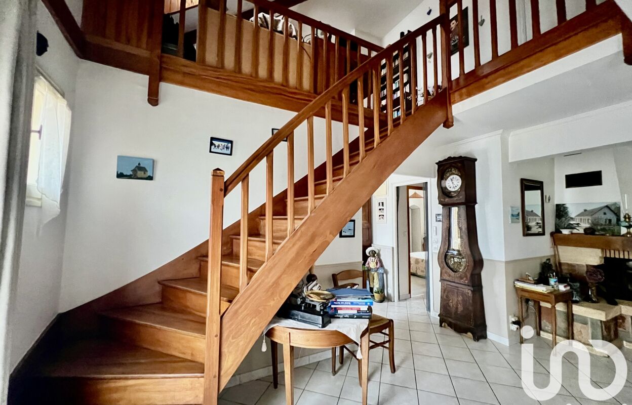 maison 8 pièces 184 m2 à vendre à La Suze-sur-Sarthe (72210)