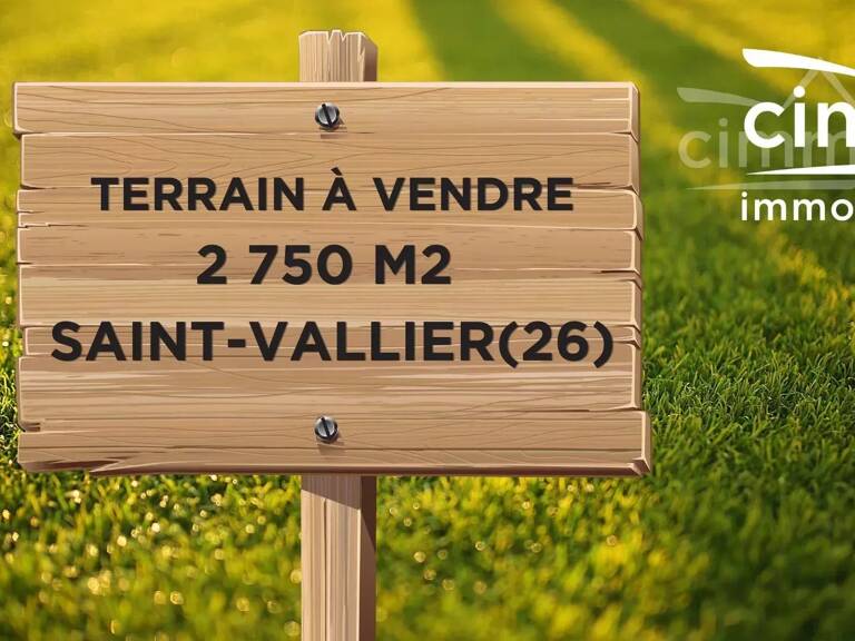 Terrain Constructible de 2750m² à Saint-Vallier-sur-Rhône — photo 1