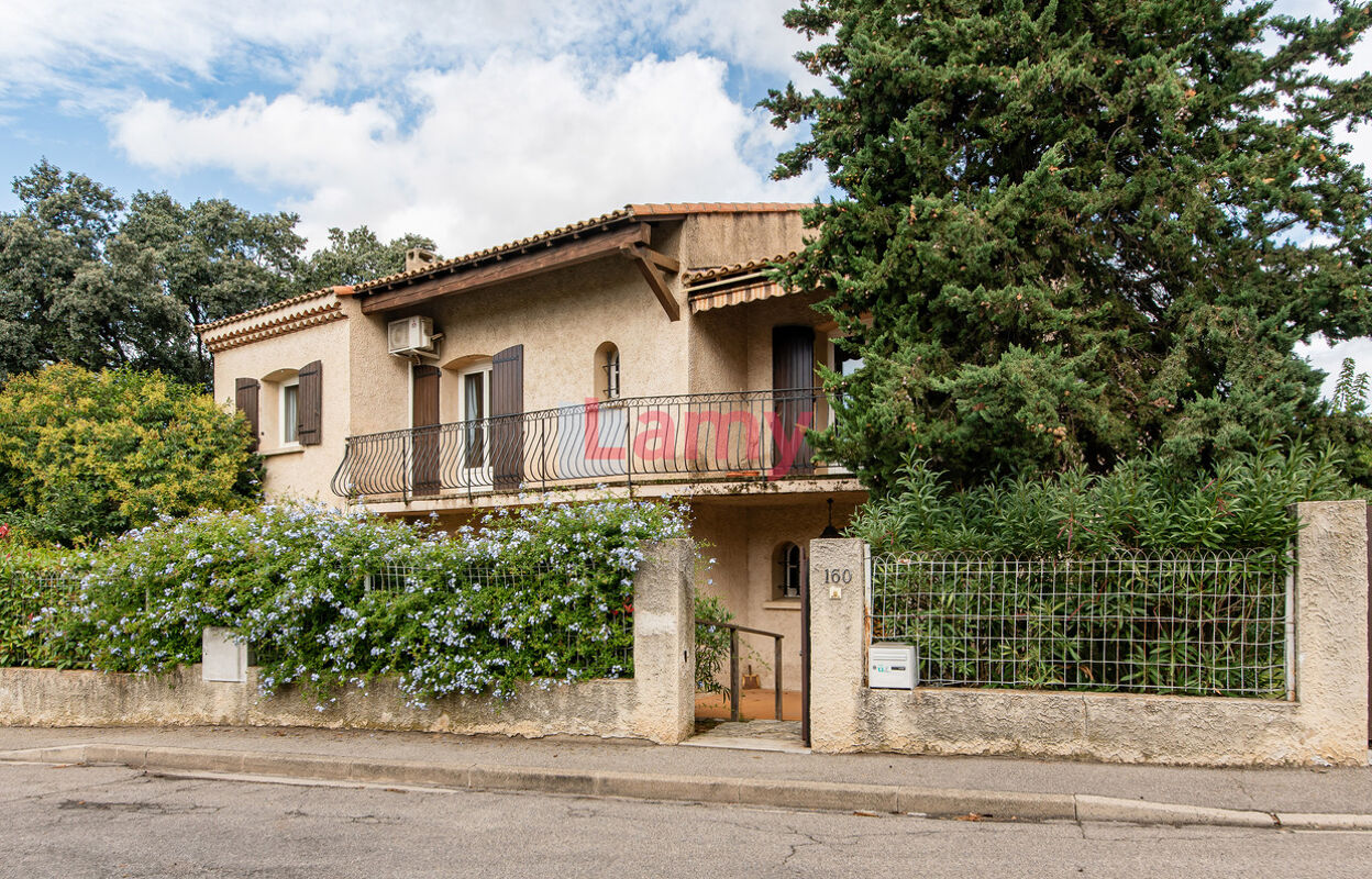 maison 6 pièces 150 m2 à vendre à Salon-de-Provence (13300)