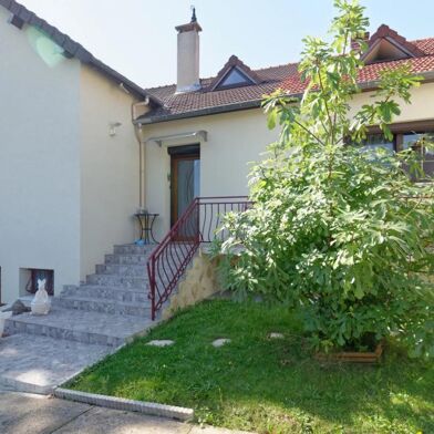 Maison 6 pièces 151 m²