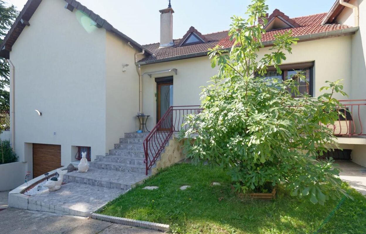 maison 6 pièces 151 m2 à vendre à Bornel (60540)