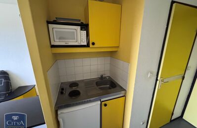 location appartement 390 € CC /mois à proximité de Saint-Benoît (86280)