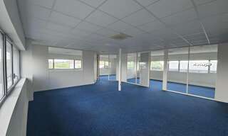 Bureau  164 m² à louer à Saint-Pierre-des-Corps (37700)