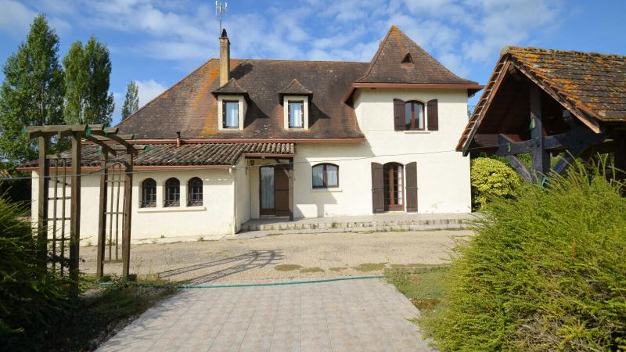 maison 10 pièces 274 m2 à vendre à Montpon-Ménestérol (24700)