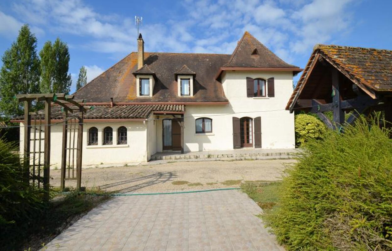 maison 10 pièces 274 m2 à vendre à Montpon-Ménestérol (24700)