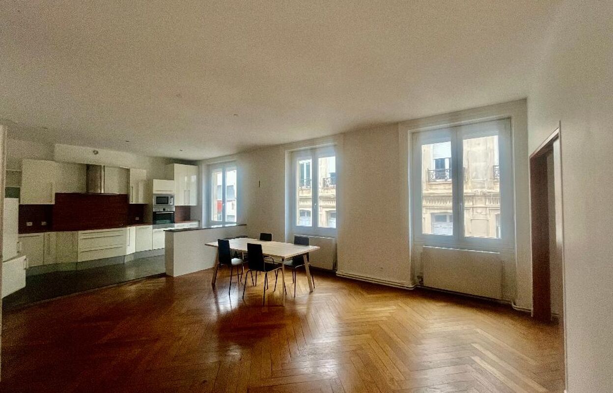 appartement 4 pièces 143 m2 à louer à Saint-Étienne (42000)