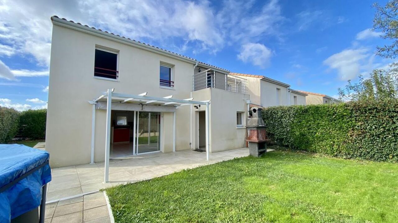 maison 5 pièces 110 m2 à vendre à Sainte-Pazanne (44680)